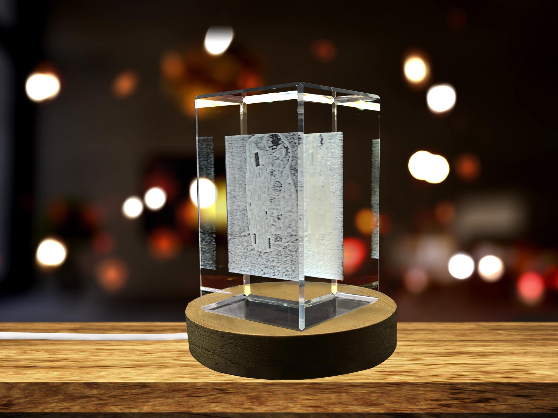 High-Quality Photo Printing & Personalized Gifts - The Kiss 3D Engraved Crystal Decor with LED Base Light - Premium Canadian-Made Art Piece | FreezePIX