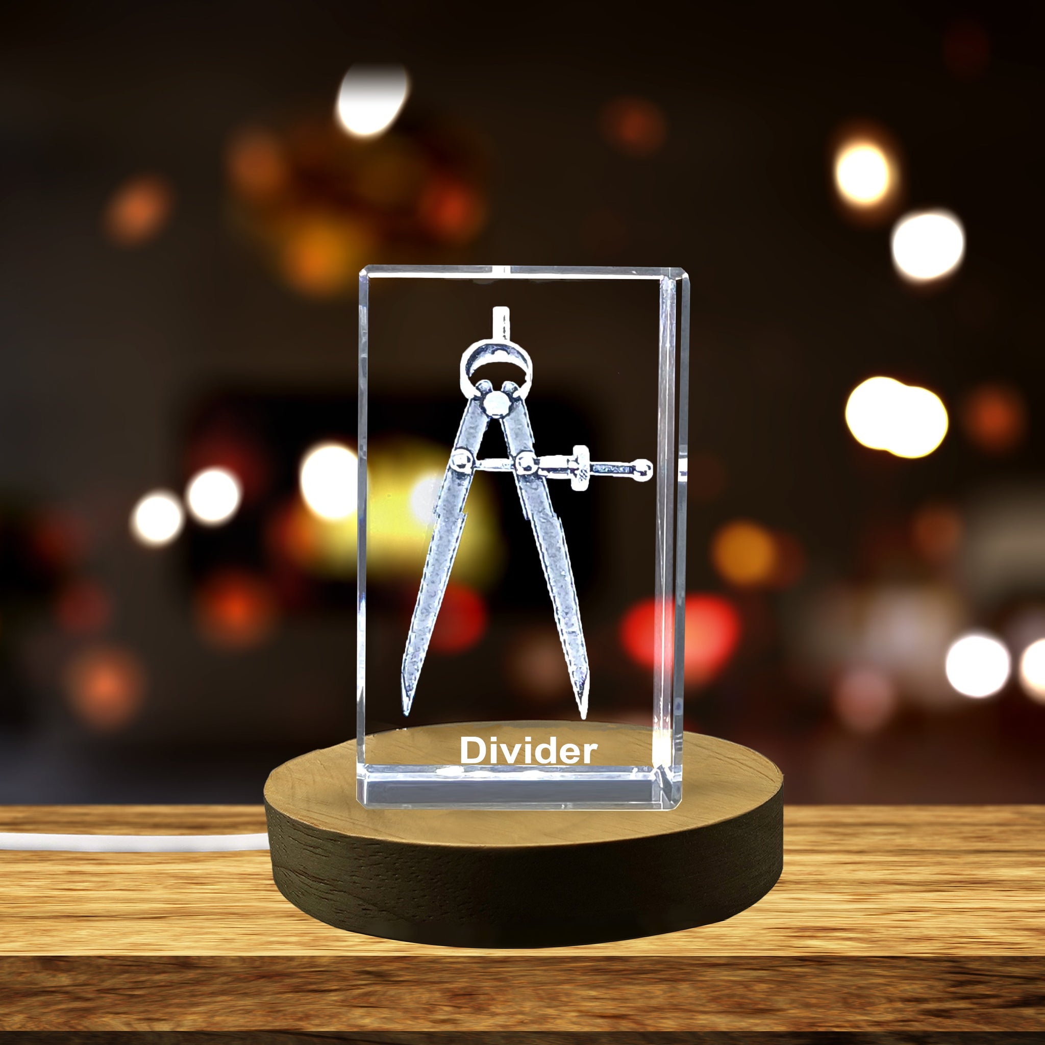 High-Quality Photo Printing & Personalized Gifts - Intricately Crafted Crystal Divider Sculpture - A Work of Precision Geometry | FreezePIX
