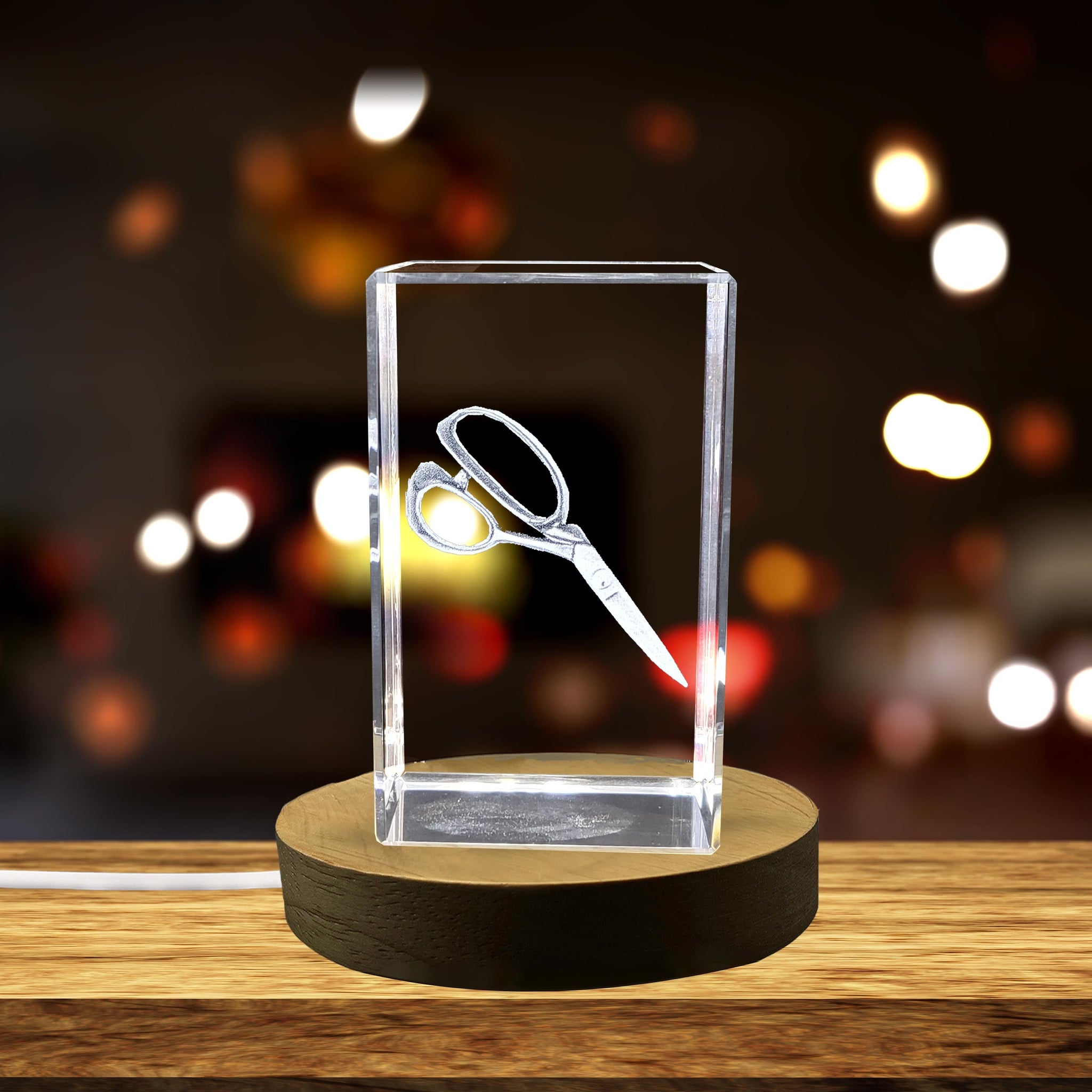 High-Quality Photo Printing & Personalized Gifts - Exquisite 3D Engraved Crystal Sculpture of Iconic Fabric Shears for Sewing Enthusiasts | FreezePIX