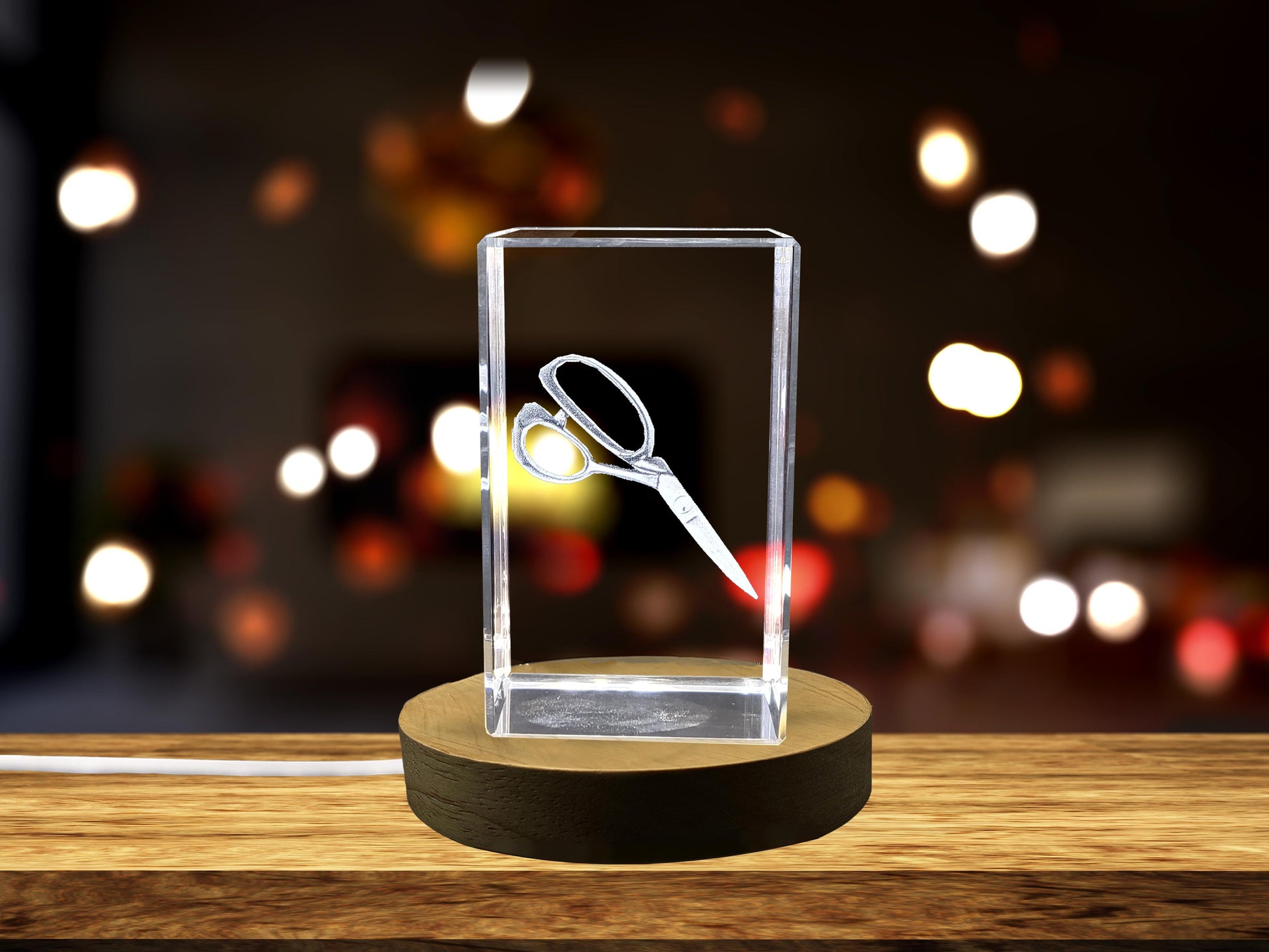 High-Quality Photo Printing & Personalized Gifts - Exquisite 3D Engraved Crystal Sculpture of Iconic Fabric Shears for Sewing Enthusiasts | FreezePIX